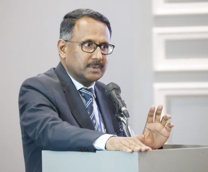 Infra Secy pitches copy