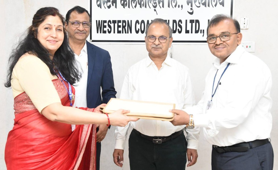 CMPDIL Signs copy